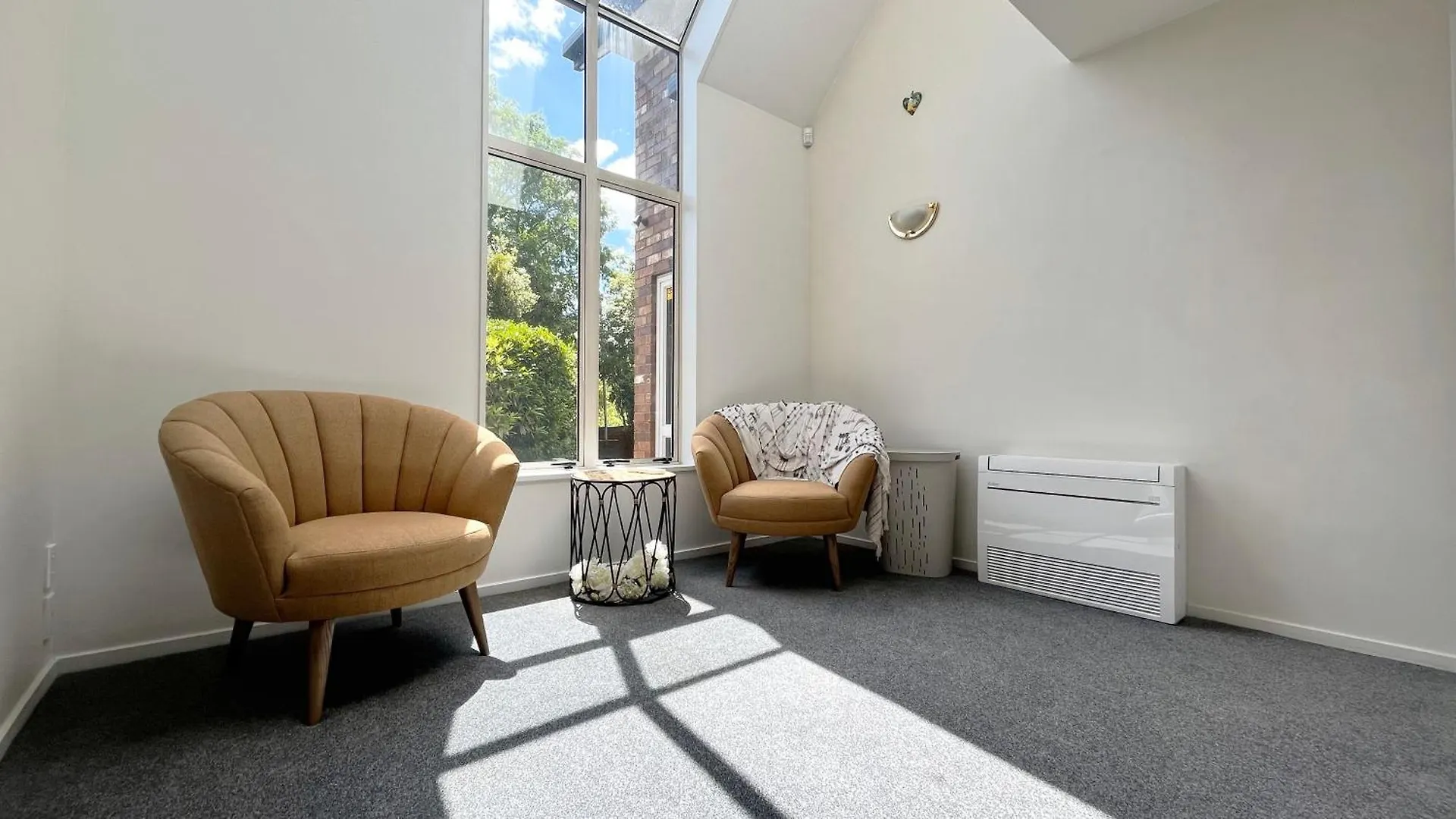 Waimairi Road - Christchurch Holiday Homes